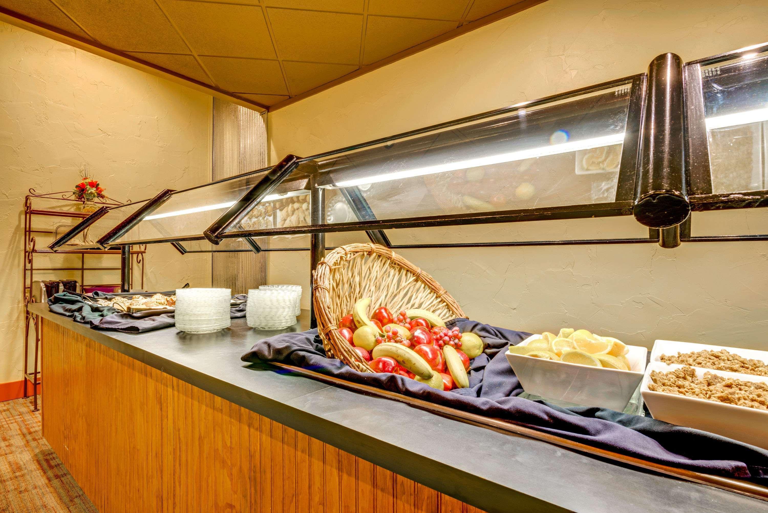 Wyndham Garden York Hotel Екстериор снимка