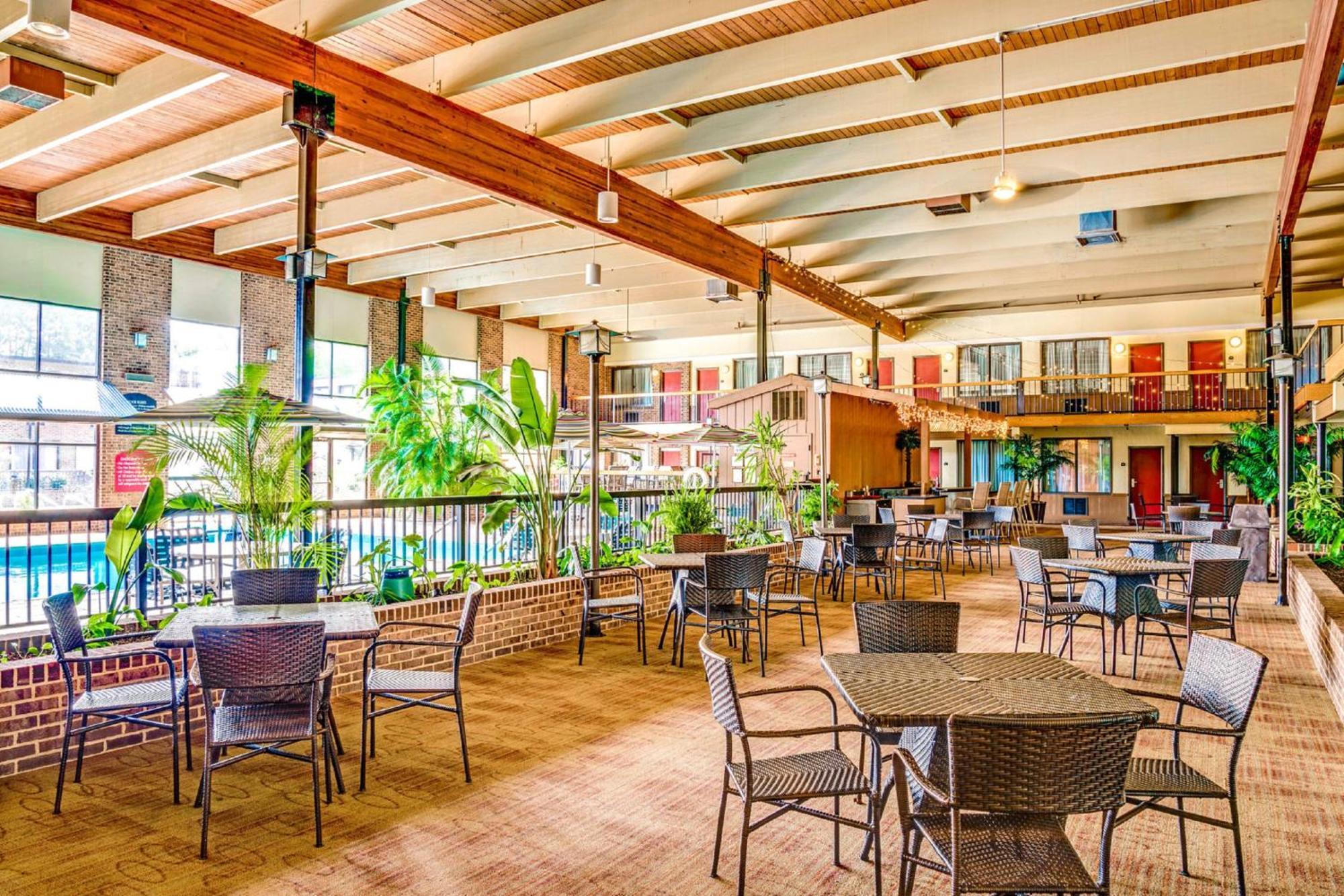 Wyndham Garden York Hotel Екстериор снимка