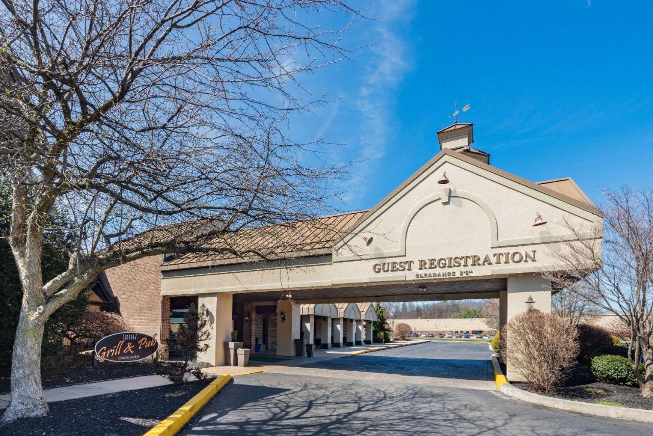 Wyndham Garden York Hotel Екстериор снимка