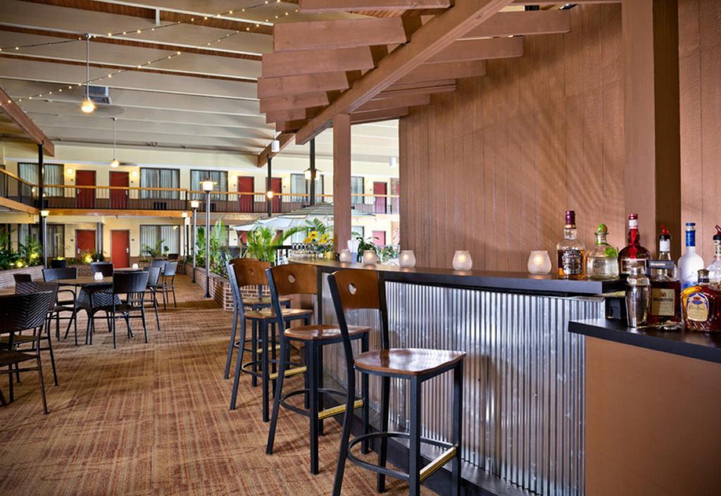 Wyndham Garden York Hotel Екстериор снимка