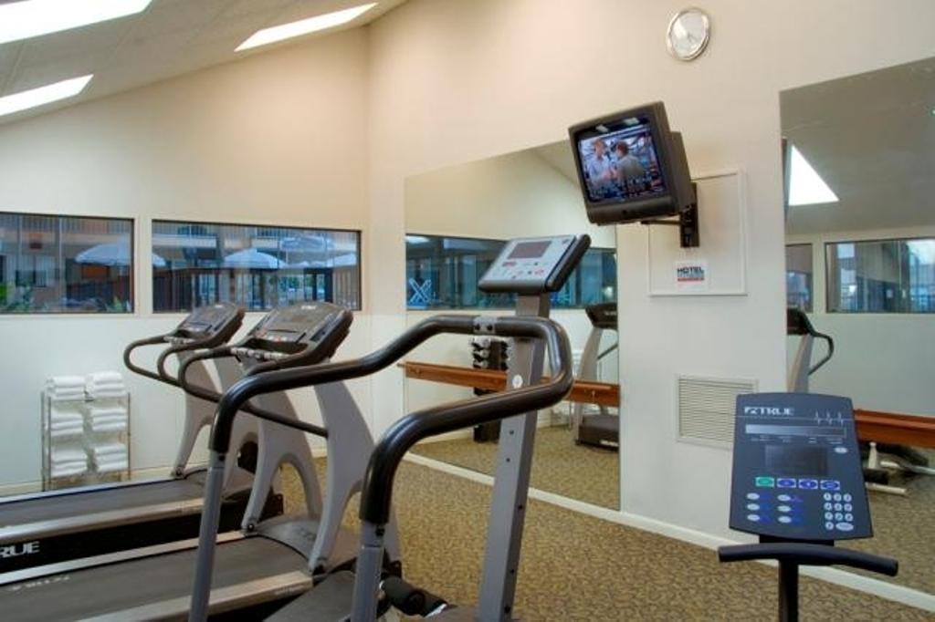 Wyndham Garden York Hotel Съоръжения снимка